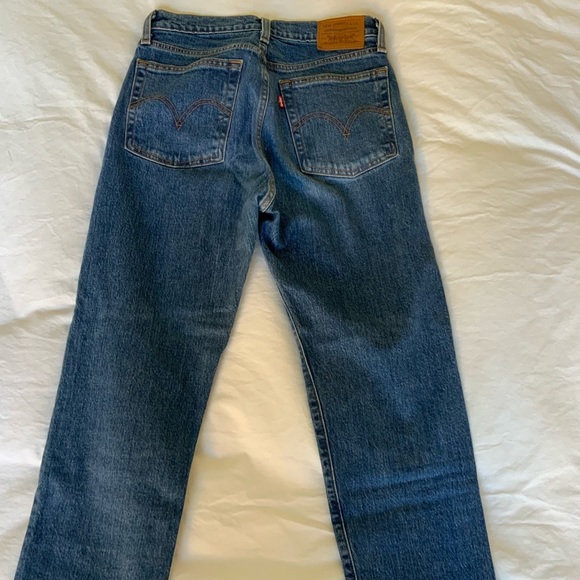 Levi’s Wedgie Straight Jeans - Picture 4 of 4